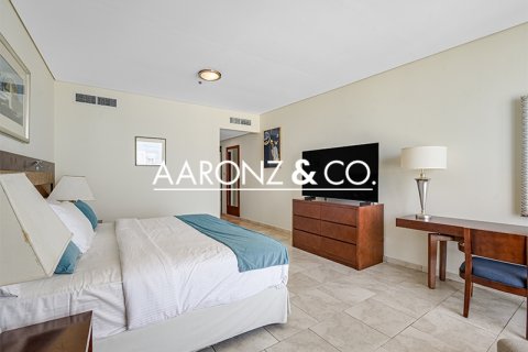 Apartment til leje i Jumeirah Beach Residence, Dubai, UAE 4 soveværelser, 312 kvm № 690562 - foto 8