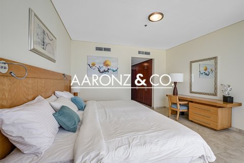 Apartment til leje i Jumeirah Beach Residence, Dubai, UAE 4 soveværelser, 312 kvm № 690562 - foto 9