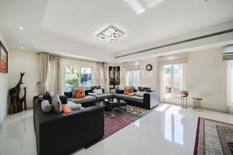 阿联酋 Dubai Arabian Ranches 2 待租 : 5 卧, 421.22220200 平方米 , 编号583795 - 照片 8