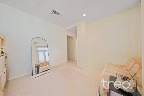 Townhouse in Reem, Dubai, UAE 3 bedrooms, 220.27 sq.m. № 741104 - photo 9