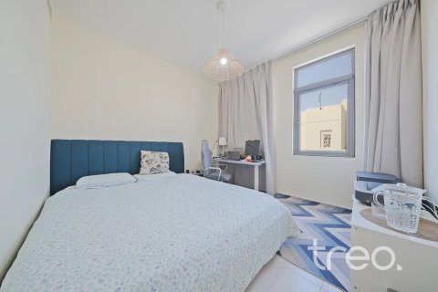 Townhouse in Reem, Dubai, UAE 3 bedrooms, 220.27 sq.m. № 741104 - photo 14