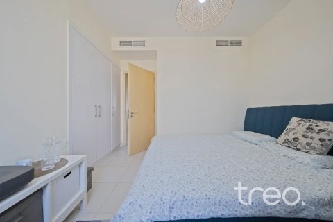 Townhouse in Reem, Dubai, UAE 3 bedrooms, 220.27 sq.m. № 741104 - photo 13