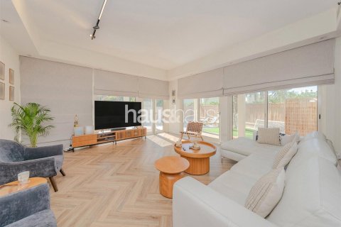 Villa in vendita a Arabian Ranches, Dubai, EAU 5 camere da letto, 390 mq. № 625955 - foto 3