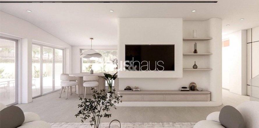 Townhouse in Arabian Ranches, Dubai, UAE 2 bedrooms, 232 sq.m. № 626101