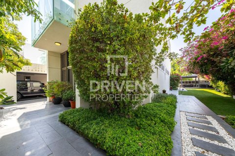 Villa til salgs i Mohammed Bin Rashid City, Dubai, Emiratene 5 soverom, 715 kvm Nr. 682683 - Foto 10