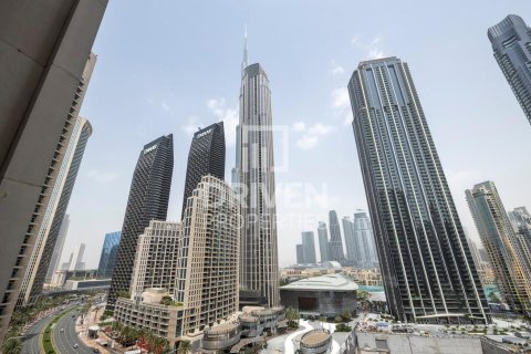 Apartman u gradu Downtown Dubai (Downtown Burj Dubai), Dubai, UAE 3 spavaće sobe, 148 m2 Br. 682678 - Slika 2