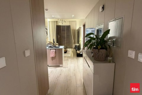 Apartmen di Dubai, UAE 1 bilik tidur, 95.7 meter persegi № 692984 - foto 18