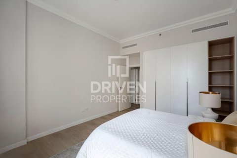 Apartmen di Jumeirah, Dubai, UAE 2 bilik tidur, 120.31 meter persegi № 768678 - foto 5