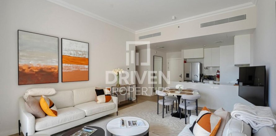 Apartmen di Jumeirah, Dubai, UAE 2 bilik tidur, 120.31 meter persegi № 768678