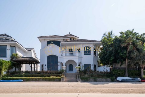 Vilë në Palm Jumeirah, Dubai, Emiratet e Bashkuara Arabe 4 dhoma gjumi, 622 m2. № 592609 - Foto 1