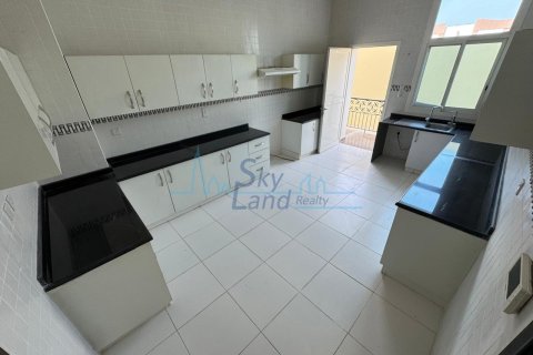 Huvila Al Barsha, Dubai, Arabiemiraatit 5 makuuhuonetta, 371.6 m2 № 662068 - kuva 15