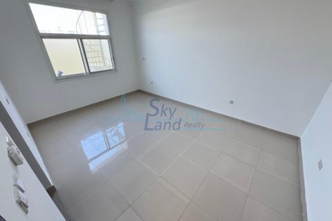 Huvila Al Barsha, Dubai, Arabiemiraatit 5 makuuhuonetta, 371.6 m2 № 662068 - kuva 10
