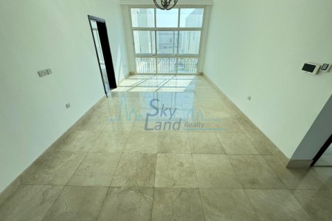 Huvila Al Barsha, Dubai, Arabiemiraatit 5 makuuhuonetta, 371.6 m2 № 662068 - kuva 13