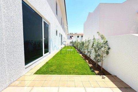 Vila u gradu Jumeirah, Dubai, UAE 5 spavaće sobe, 418.1 m2 Br. 662072 - Slika 31