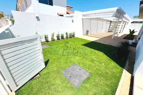 Vila u gradu Jumeirah, Dubai, UAE 5 spavaće sobe, 418.1 m2 Br. 662072 - Slika 36