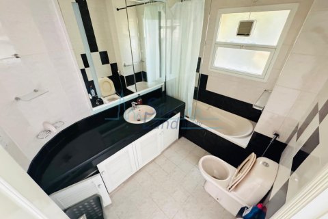 Huvila Umm Suqeim, Dubai, Arabiemiraatit 5 makuuhuonetta, 371.6 m2 № 662070 - kuva 26