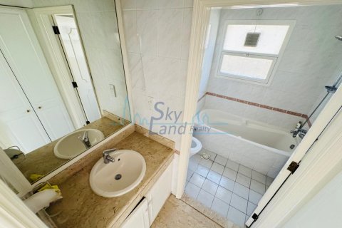 Huvila Umm Suqeim, Dubai, Arabiemiraatit 5 makuuhuonetta, 371.6 m2 № 662070 - kuva 27