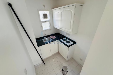 Huvila Umm Suqeim, Dubai, Arabiemiraatit 5 makuuhuonetta, 371.6 m2 № 662070 - kuva 21