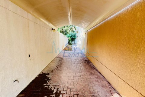 Huvila Umm Suqeim, Dubai, Arabiemiraatit 5 makuuhuonetta, 371.6 m2 № 662070 - kuva 17