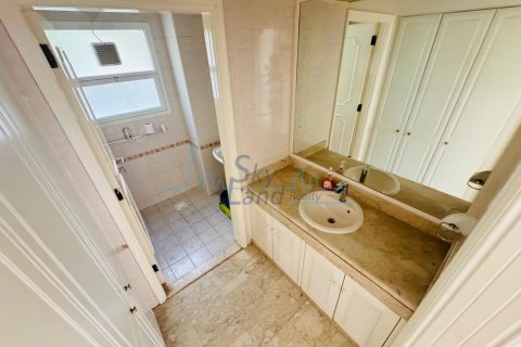 Huvila Umm Suqeim, Dubai, Arabiemiraatit 5 makuuhuonetta, 371.6 m2 № 662070 - kuva 14