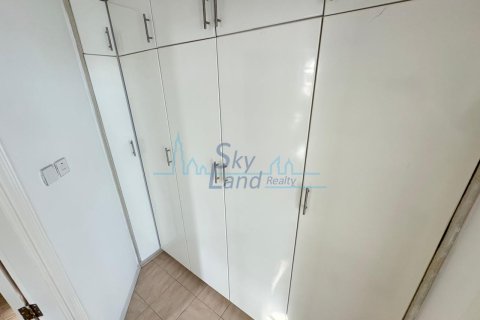 Vila di Umm Suqeim, Dubai, UEA 5 kamar tidur, 464.5 m2 nomor 662071 - foto 23