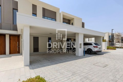 Shtëpi në qytet në The Valley, Dubai, Emiratet e Bashkuara Arabe 3 dhoma gjumi, 174 m2. № 655489