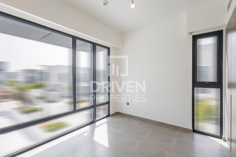 Rijtjeshuis te huur in The Valley, Dubai, VAE 4 slaapkamers, 260 vr.m., nr 655488 - foto 10