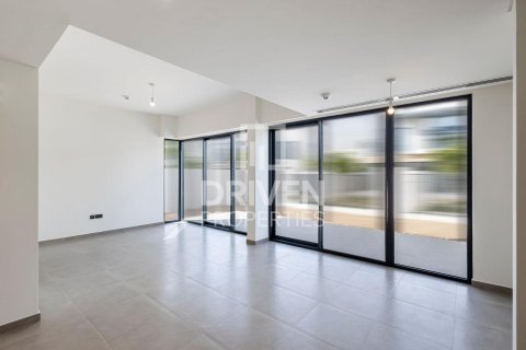 Rijtjeshuis te huur in The Valley, Dubai, VAE 4 slaapkamers, 260 vr.m., nr 655488 - foto 3