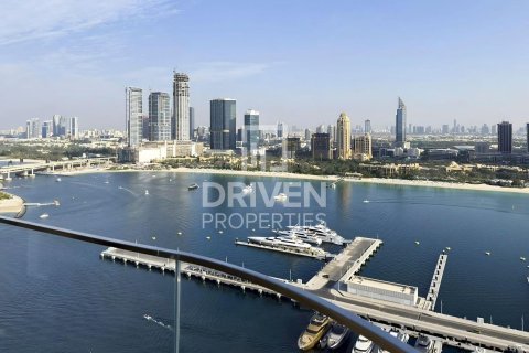 Apartment in Dubai Harbour, Dubai, UAE 3 bedrooms, 178.19 sq.m. № 746627