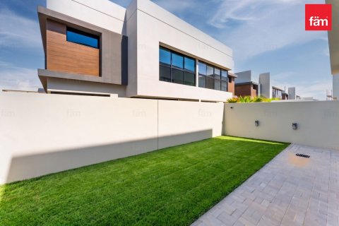 Villa en alquiler en Dubai, EAU 3 dormitorios, 281.6 m2 № 709988 - foto 2
