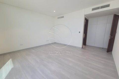 Řadový dům v Abu Dhabi, SAE 4 ložnice, 552 m² Č.: 615945 - fotografie 12