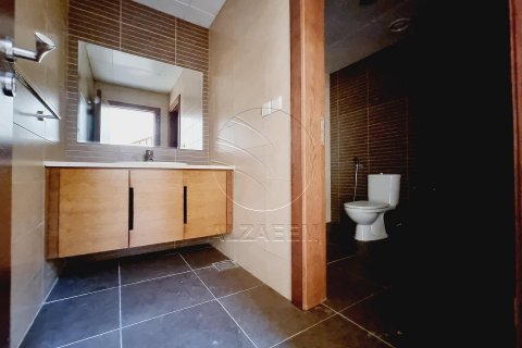 Řadový dům v Abu Dhabi, SAE 3 ložnice, 300 m² Č.: 615944 - fotografie 6