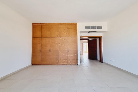 Řadový dům v Abu Dhabi, SAE 3 ložnice, 300 m² Č.: 615944 - fotografie 18
