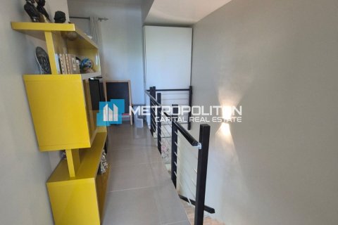 Vila di Al Reef, Abu Dhabi, UEA 3 kamar tidur, 174.1 m2 nomor 693878 - foto 14