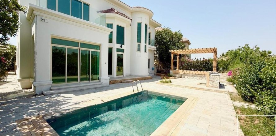Villa itt: Jumeirah Islands, Dubai, EAE, 4 hálószoba, 1023 m², azonosító: 646402