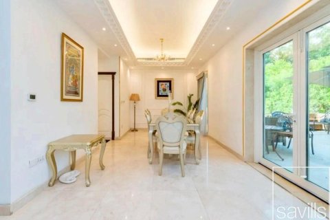 Villa te huur in Jumeirah Islands, Dubai, VAE 4 slaapkamers, 483 vr.m., nr 646401 - foto 5