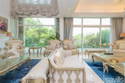 Villa te huur in Jumeirah Islands, Dubai, VAE 4 slaapkamers, 483 vr.m., nr 646401 - foto 6