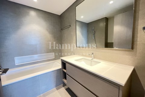 Apartment in Palm Jumeirah, Dubai, UAE 2 bedrooms, 114.82810800 sq.m. № 583628 - photo 17