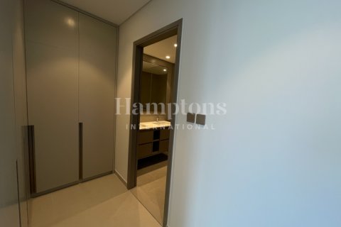 Apartment in Palm Jumeirah, Dubai, UAE 2 bedrooms, 114.82810800 sq.m. № 583628 - photo 24