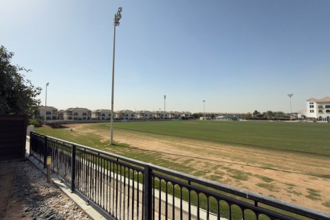 Villa sa Dubai, UAE 4 silid-tulugan, 635.8 sq.m. № 701333 - larawan 4
