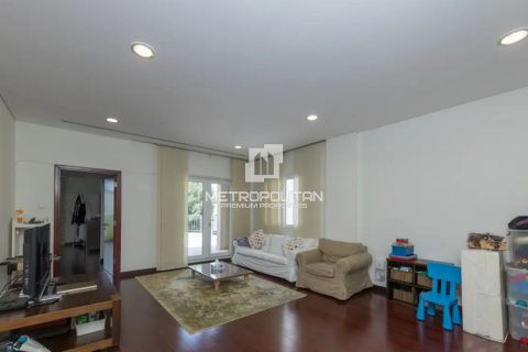 Villa til salgs i Motor City, Dubai, Emiratene 3 soverom, 454 kvm Nr. 663495 - Foto 13