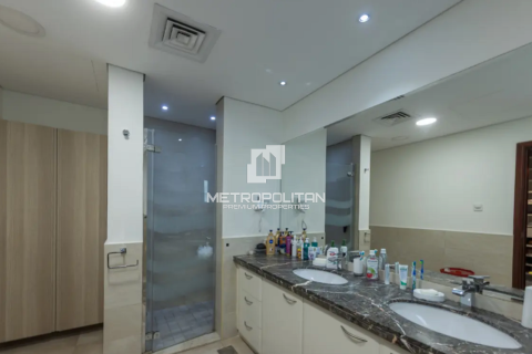 Villa til salgs i Motor City, Dubai, Emiratene 3 soverom, 454 kvm Nr. 663495 - Foto 17