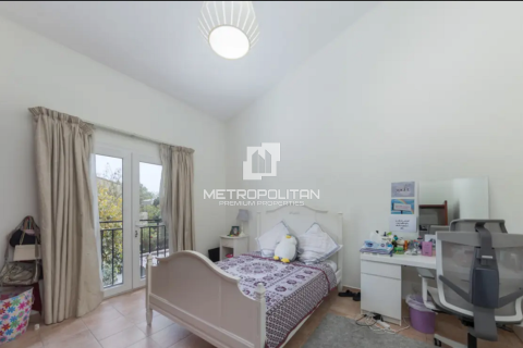 Villa til salgs i Motor City, Dubai, Emiratene 3 soverom, 454 kvm Nr. 663495 - Foto 10