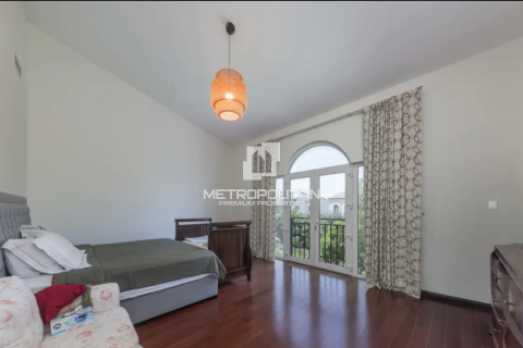 Villa til salgs i Motor City, Dubai, Emiratene 3 soverom, 454 kvm Nr. 663495 - Foto 11