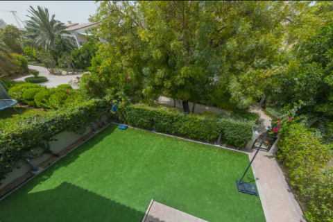 Villa til salgs i Motor City, Dubai, Emiratene 3 soverom, 454 kvm Nr. 663495 - Foto 4