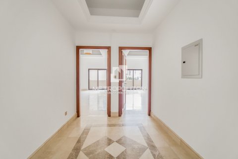 Kaupunkipientalo Palm Jumeirah, Dubai, Arabiemiraatit 3 makuuhuonetta, 456 m2 № 663440 - kuva 10