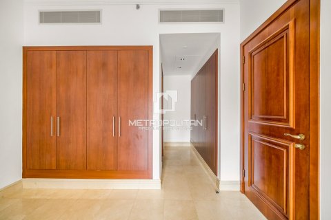 Kaupunkipientalo Palm Jumeirah, Dubai, Arabiemiraatit 3 makuuhuonetta, 456 m2 № 663440 - kuva 17