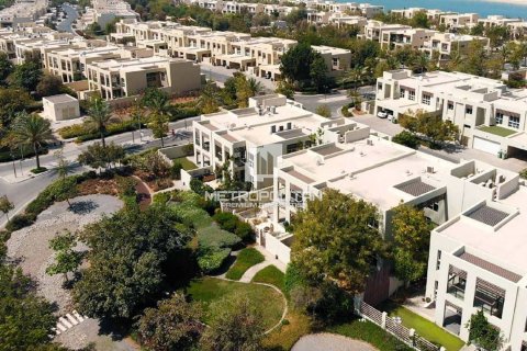 Зняти в оренду квартиру в Mina Al Arab, Рас-эль-Хайма, ОАЕ 2 спальні, 131м2, № 663491 - фото 21