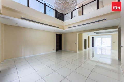 Al Barsha, Dubai, UAE의 임대용 빌라 침실 5개, 1393.5제곱미터 번호 689374 - 사진 2