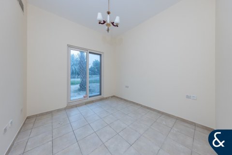 וילה למכירה ב Dubai Sports City, Dubai, איחוד האמירויות 4 חדרי שינה, 350 מ"ר, מספר 667731 - תמונה 8